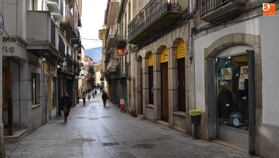 La cifra de negocios del comercio alcanzó los 705.276 millones de euros en 2016  