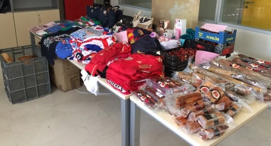 Material intervenido por la Policía Local en una de sus actuaciones en el entorno del rastro