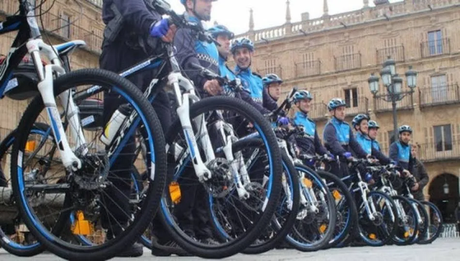Diez agentes integran la Policía Turística