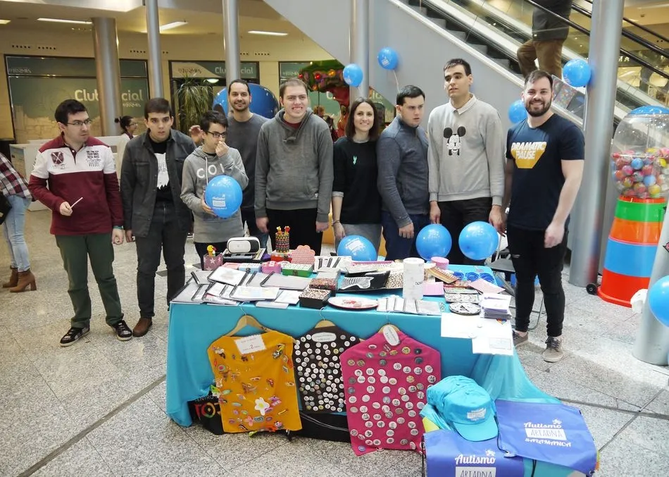 Fundación Ariadna, en el Centro Comercial El Tormes