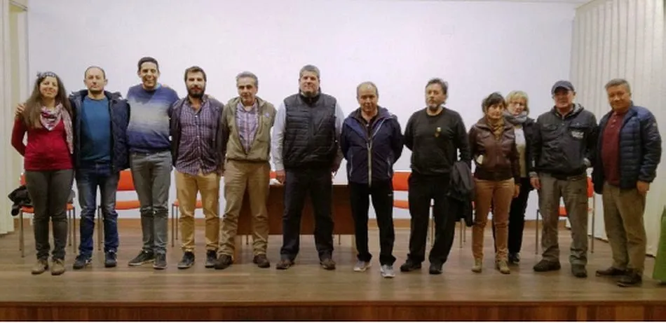 Representantes de los distintos colectivos contrarios al proyecto minero