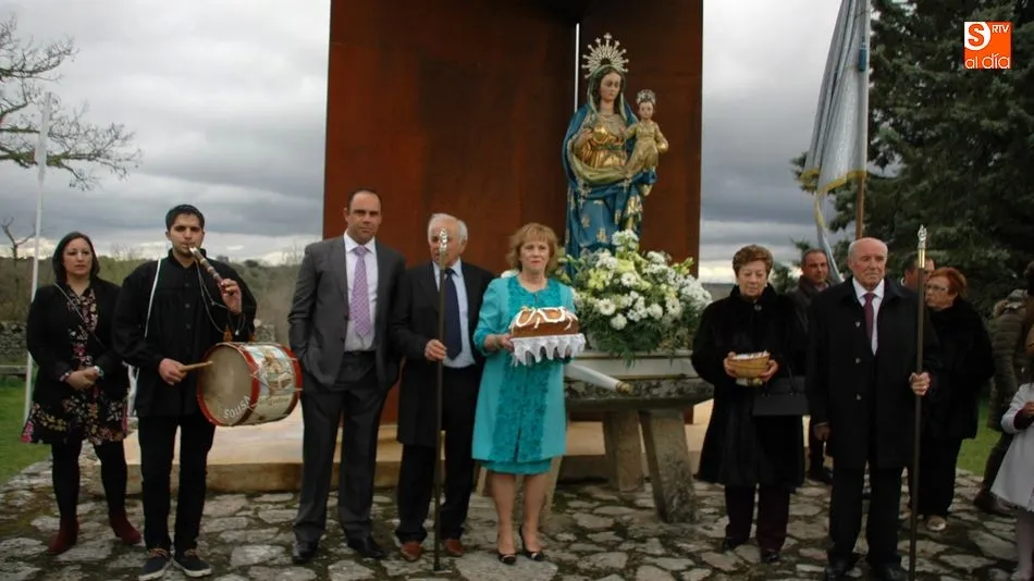 Los mayordomos presidieron el ofertorio en honor a la Virgen del Castillo