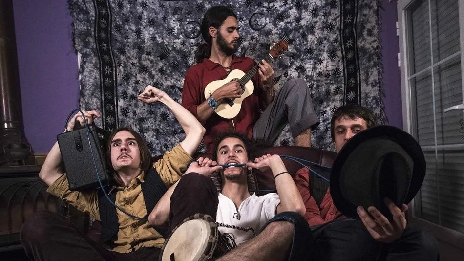 Pedro Pastor es música de autor, es viaje, camino y mestizaje