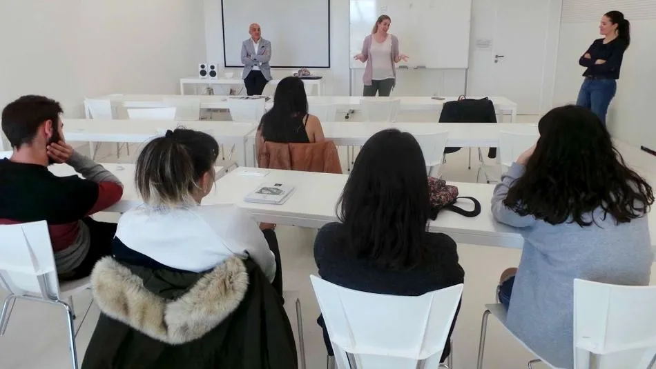 En igualdad de condiciones de dos candidatos, los técnicos de selección elegirán al que tenga este tipo de especialización