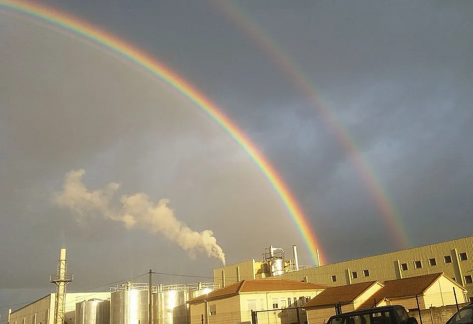 Jesús Hernández Sánchez comparte esta imagen donde se aprecia claramente el doble arcoiris