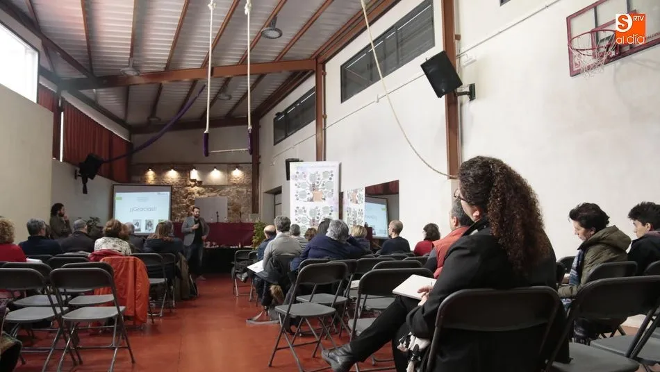 La jornada en Santiago Uno cuenta con dos ponencias y dos mesas redondas