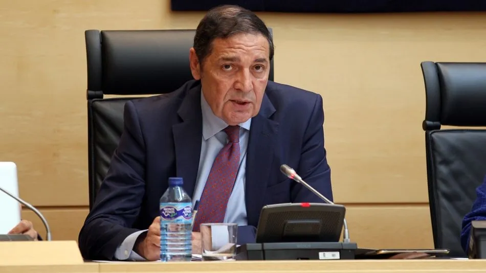 Intervención del consejero de Sanidad, Antonio María Sáez, en esta comisión