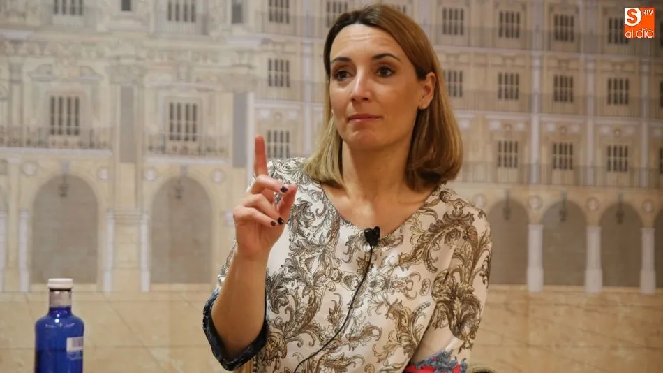 Patricia Ramírez en la presentación de su nuevo libro en Santos Ochoa / Foto: Alberto Martín.