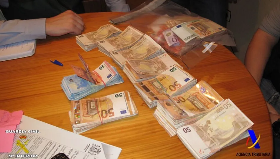 Amplia operación policial en 12 provincias