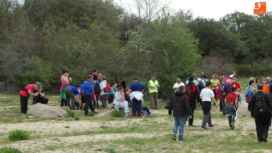 Alrededor de 300 senderistas en la I Ruta ‘Los Secretos de la Presa’ de Sardón de los Frailes / FOTOS: SILVESTRE