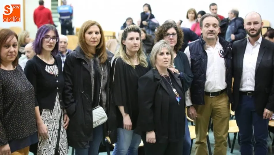 Integrantes de la Asociación Salmantina contra el Bullying y Ciberbullyin (Ascbyc) en el Centro Miraltormes. Foto de Alberto Martín