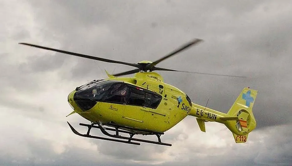 Hasta el lugar del accidente se trasladó un helicóptero