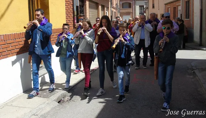 Cientos de personas participaron este sabado en la X Feria del Pincho de Macotera
