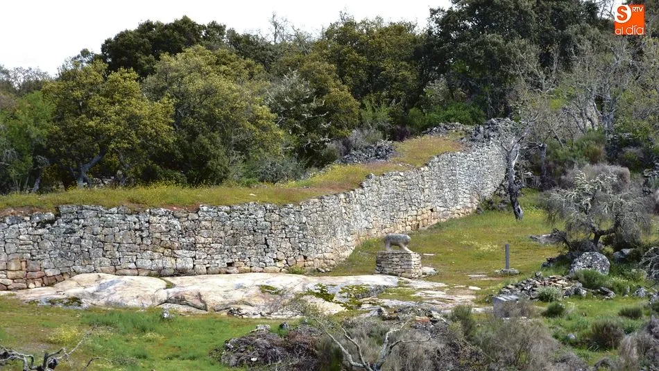 El Castro de Las Merchanas invita a la interpretación de la historia en El Abadengo / FOTOS: E. CORREDERA