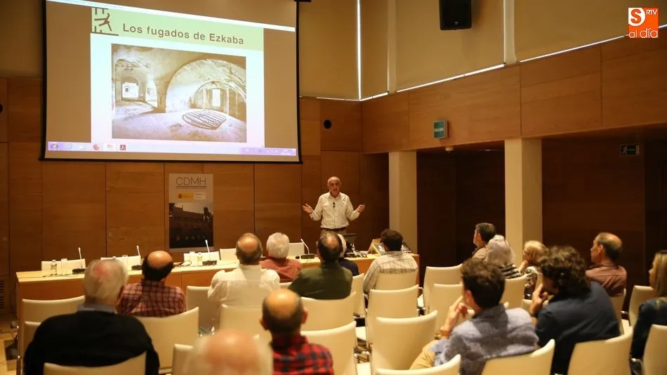 Ezkieta, durante un momento de su exposición en el CDMH. Fotos: Alberto Martín