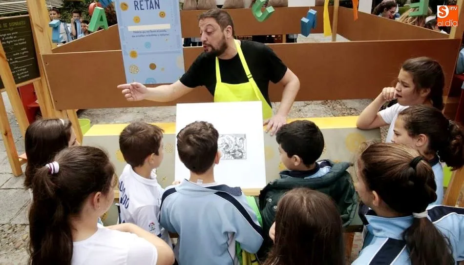 Las actividades de este peculiar mercado continuarán el sábado. Foto de Alejandro López
