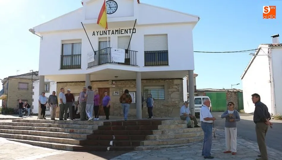 El Ayuntamiento de Trabanca, un polvorín que aún tiene mucho por explotar