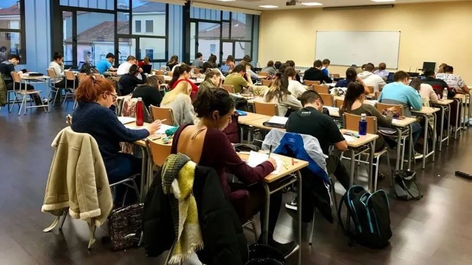 El Ministerio premiará a los mejores expedientes