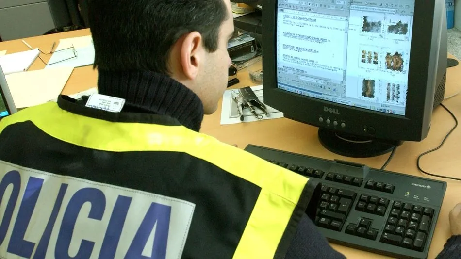 La Policía Nacional cuenta con expertos en delitos vinculados a gestiones en internet