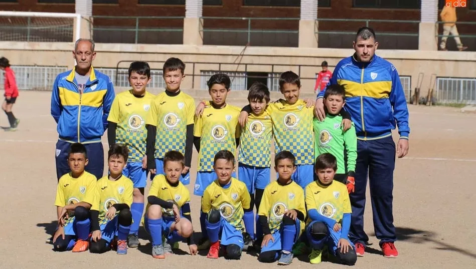 Plantilla del Benjamín B de Salesianos. Foto: Alberto Martín