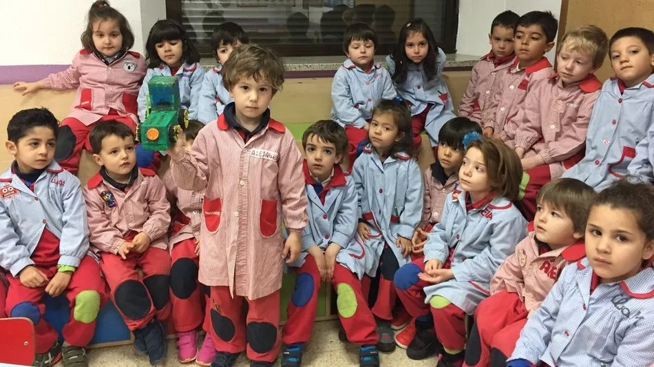 Los niños, durante la actividad.