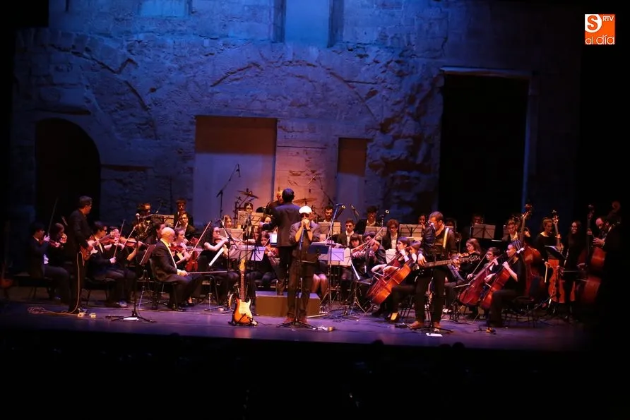 Banden Bah en el escenario del Teatro Liceo/ Foto: Alberto Martín