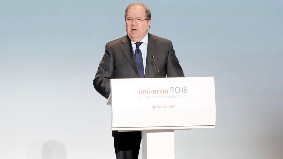  La Conferencia de Alcaldes y Presidentes de Diputación estará presidida por el presidente de la Junta