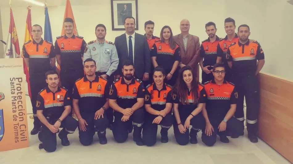 Foto de grupo de los integrantes de Protección Civil.