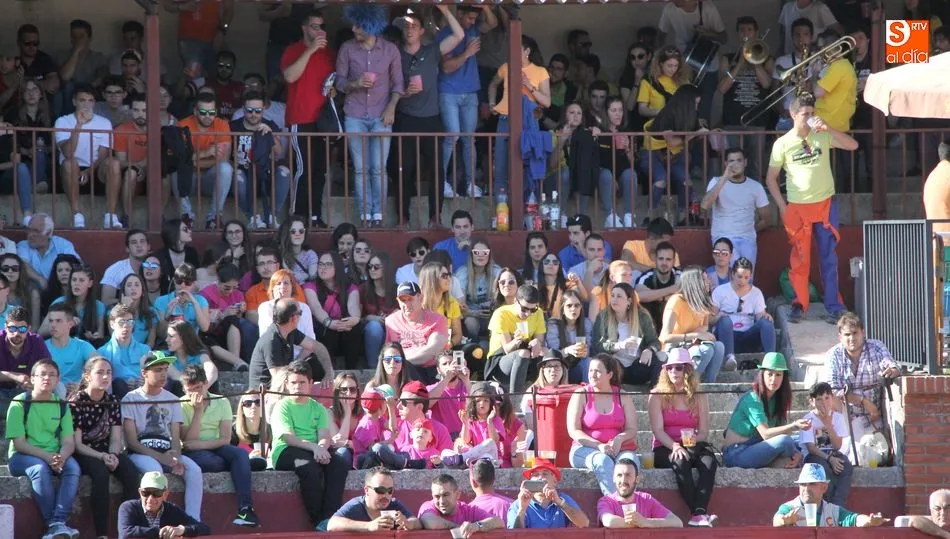 Las peñas y la charanga tienen altereradas las fiestas / CORRAL