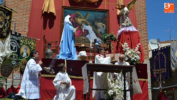 La celebración del Corpus llenaba calles y plazas durante la mañana de este domingo