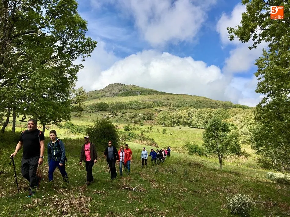 Los participantes recorrieron parte de la Ruta de la Calería creada el pasado verano