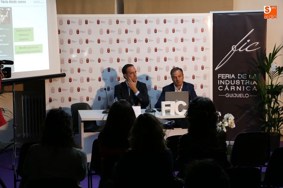 Los nuevos retos y la gestión de residuos protagonizan la primera jornada técnica de la FIC