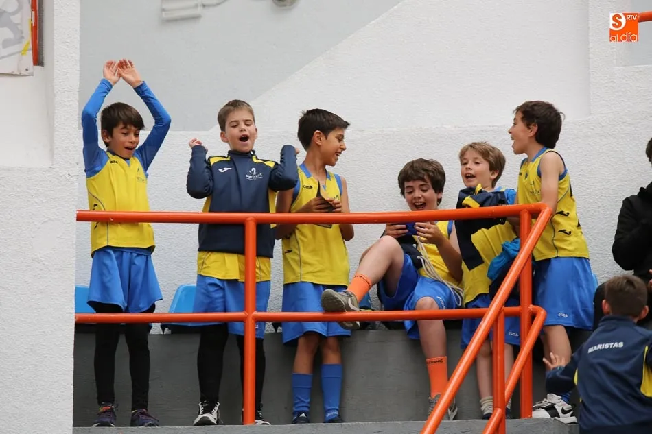 Jornada festiva para los escolares salmantinos en el pabellón de la Alamedilla. Foto de Alberto Martín