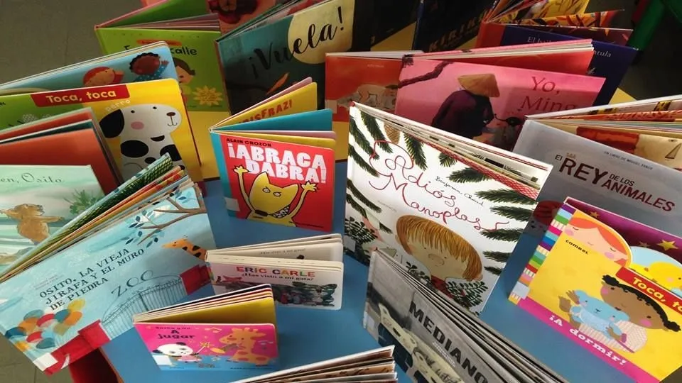 Convocadas las ayudas para la adquisición de libros de texto para próximo curso  