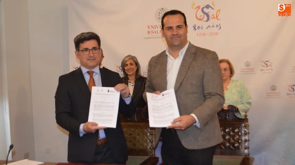 Efrem Yildiz, vicerrector de Relaciones Internacionales, y David Mingo, alcalde de Santa Marta