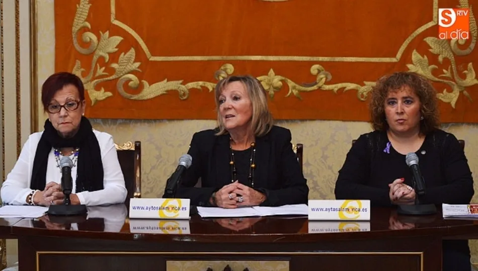 La concejala de Familia e Igualdad de Oportunidades, Cristina Klimowitz, en un acto con colectivos de mujeres