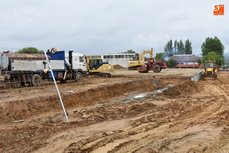Avanzan las obras del supermercado Lupa y su nueva calle en el campo Iberia