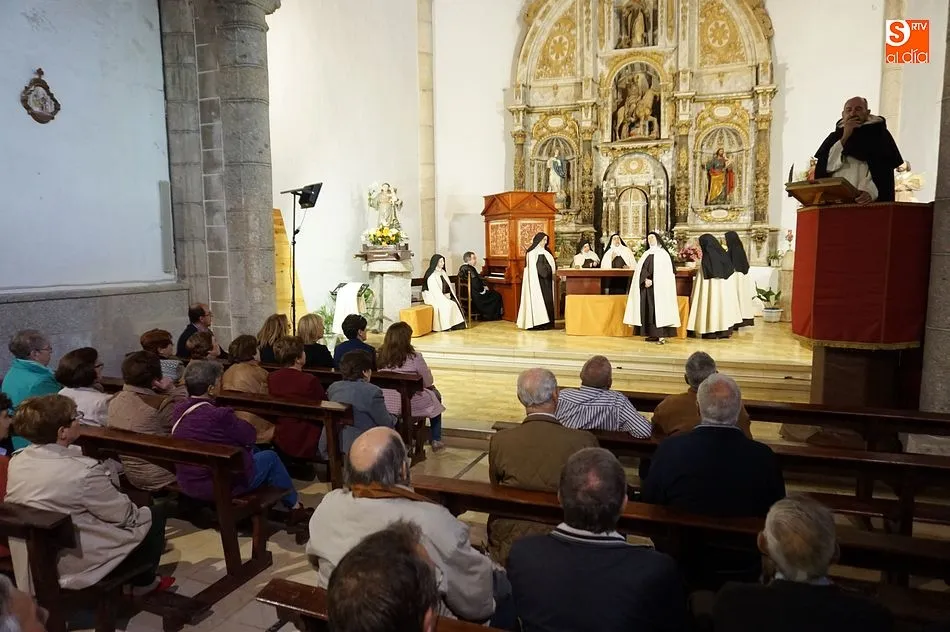 El grupo volvió a emocionar con su visión de la vida de Santa Teresa
