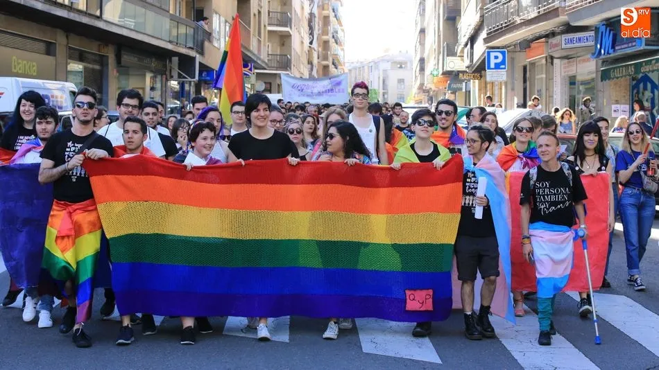 La cabeza de la manifestación, en los instantes iniciales. Fotos: Alberto Martín