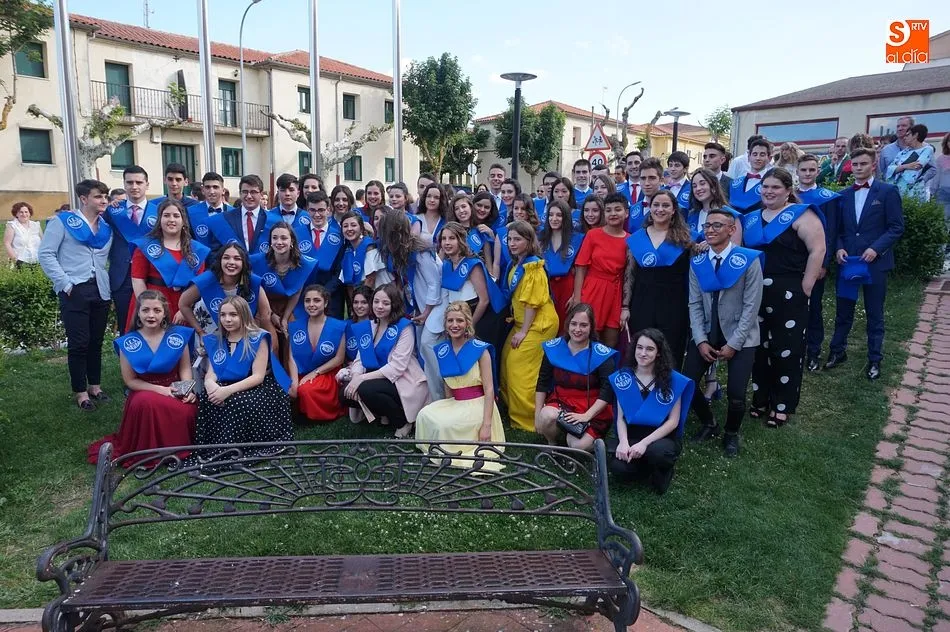 Imposición de bandas para 52 alumnos del IES Vía de la Plata en Guijuelo