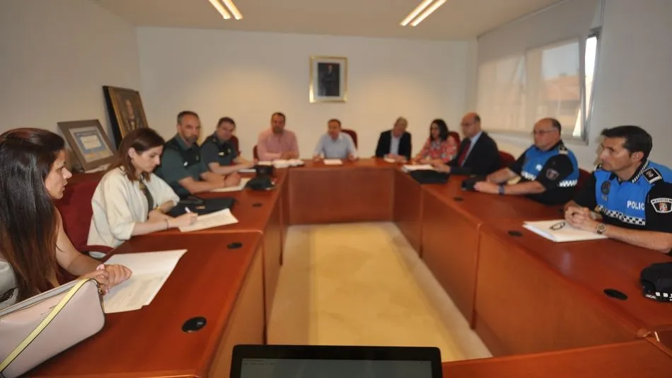 El Ayuntamiento de Santa Marta de Tormes ha acogido la Junta de Seguridad Local