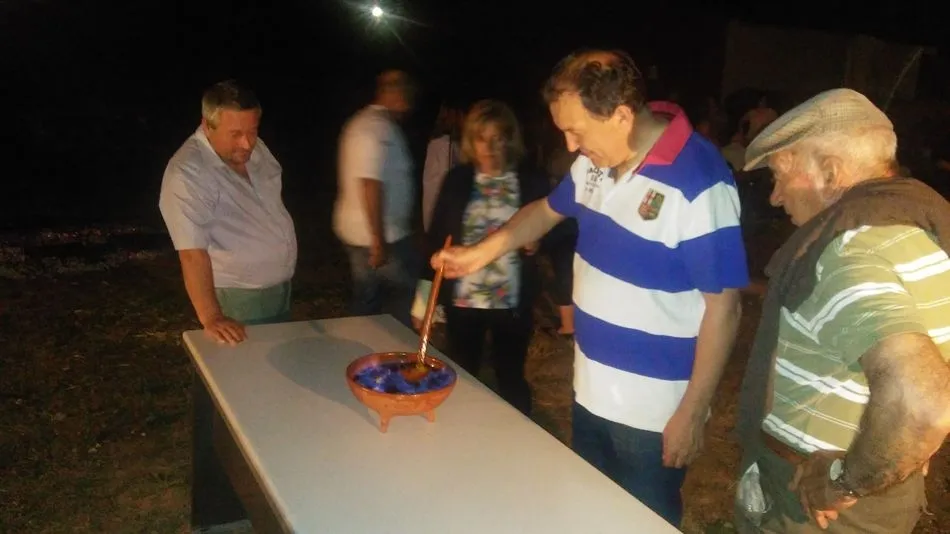 Monterrubio de la Sierra celebra la llegada del verano con la tradicional hoguera de San Juan  