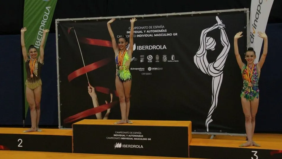 Podio del Nacional con la salmantina Valeria Carballo en el tercer cajón.