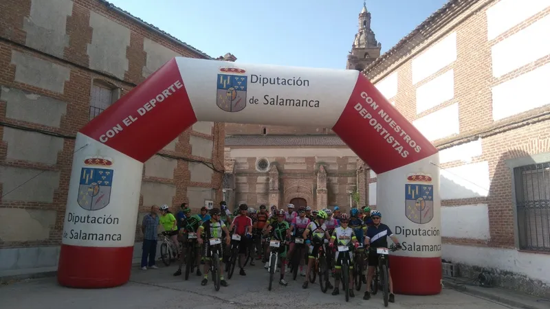 120 corredores participan en la I Ruta BTT entre Lagunas y Campiñas de Rágama