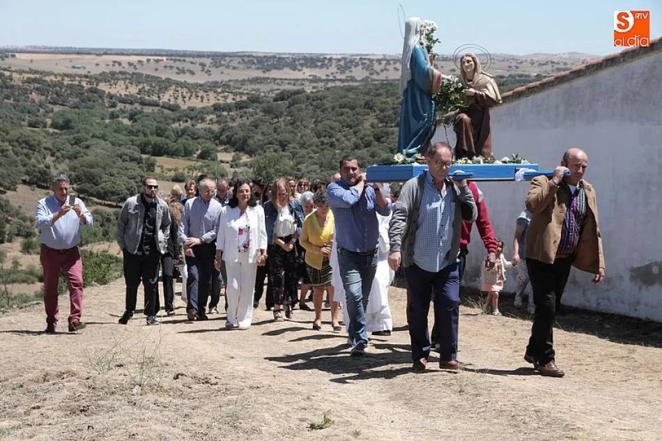 La imagen de Santa Isabel volverá a recorrer las calles de Berrocal de Salvatierra en sus festejos