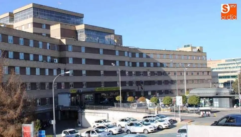 Con la llegada del verano se reducen las camas hospitalarias