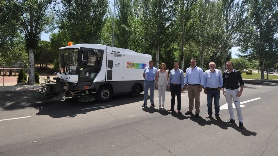 La limpieza de las calles del municipio ha resultado ser un éxito, por lo que se amplió el servicio a las urbanizaciones.