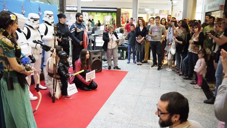 La Legión de Star Wars y otros personajes en la jornada contra el Bullying del Tormes.