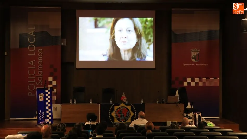 En el transcurso del acto se proyectó el audiovisual ‘Diario de un camino’ / Foto: Alberto Martín.