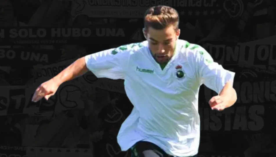 Unai Hernández con la camiseta del filial del Racing de Santander